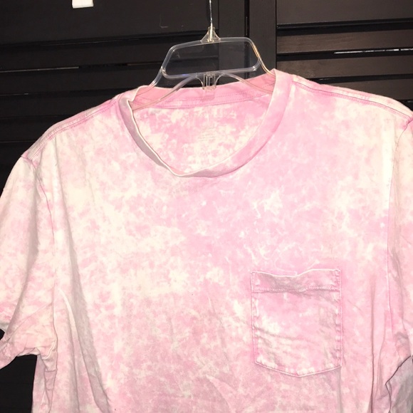 Pink American eagle tee-shirt. - Picture 6 of 8